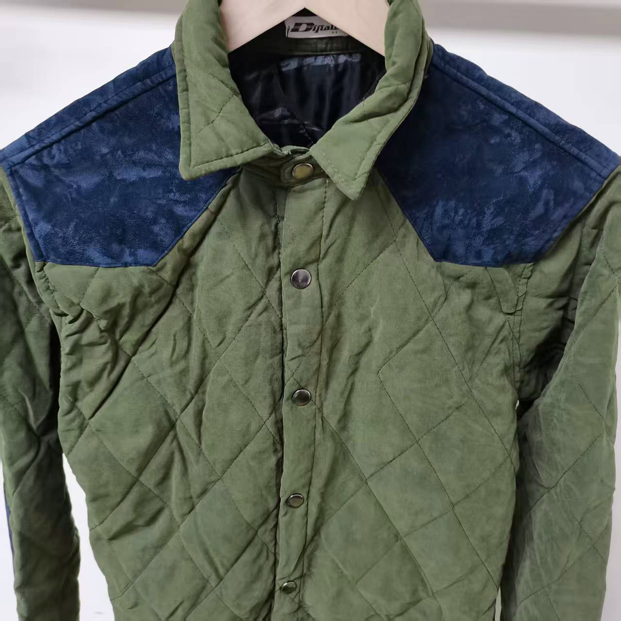 【满两件包邮】2025冬季新款青少年学生复古风修身夹棉衬衫外套潮