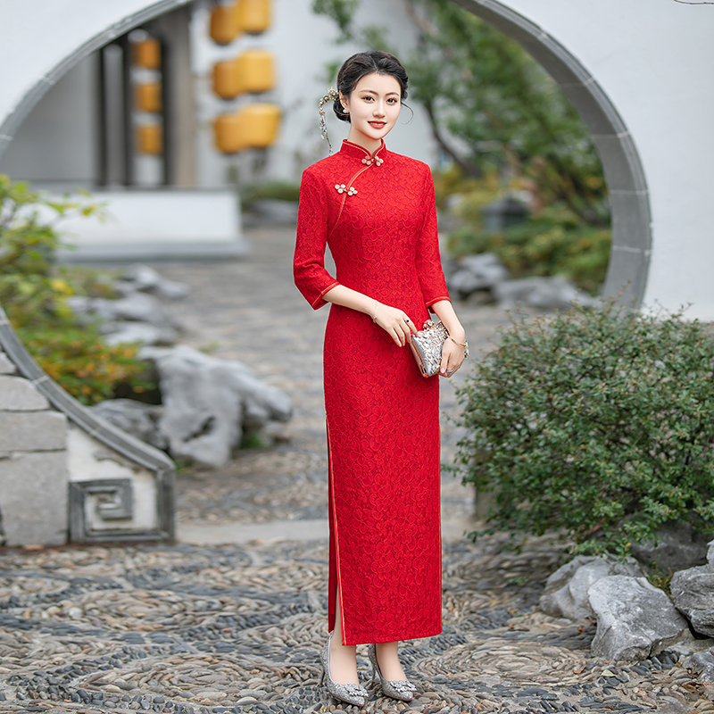 苏雅琪红色中袖旗袍修身长款