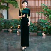 高端走秀旗袍2025新款 演出服墨绿色丝绒改良连衣裙气质年轻款 优雅