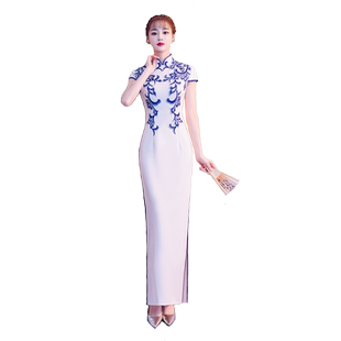 青花瓷长款修身红色白色改良迎宾礼仪旗袍裙舞台走秀旗袍演出服