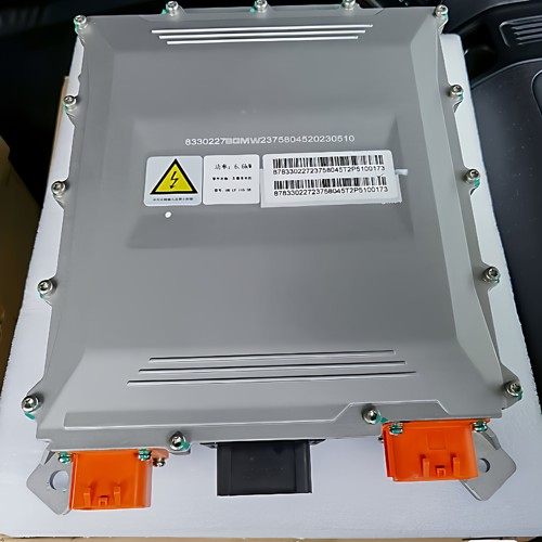 通用五菱宝骏E100E200MINI充电机