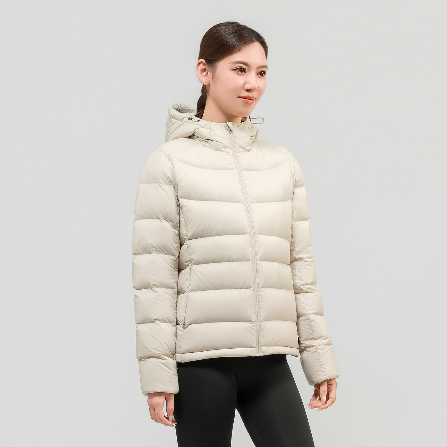 高品质90鹅绒排骨修身显瘦轻薄羽绒服女连帽短款户外三防休闲外套