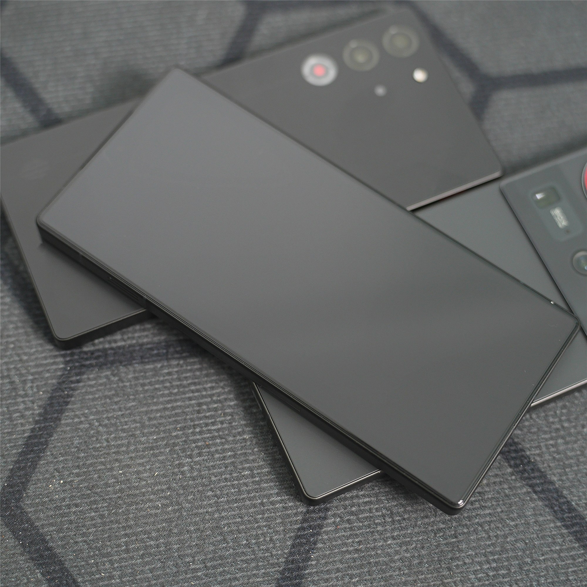 FY 【终版 】适用于努比亚红魔11pro/10pro/努比亚Z70 ultra全覆盖无遮挡3D热弯高铝全胶钢化膜【高清/AR】