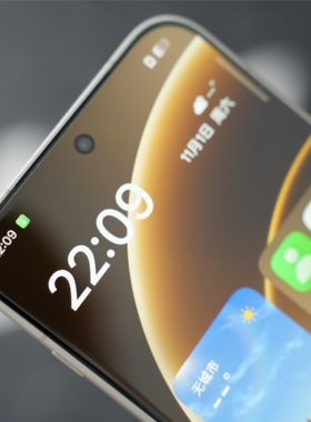 FY 【初版】适用于一加15全透明大弧边半覆盖玻璃钢化膜【六孔定位除尘盒：高清 】