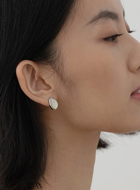 JILIFANG简约不规则高级气质通勤精致天然白贝母水滴925银耳钉女