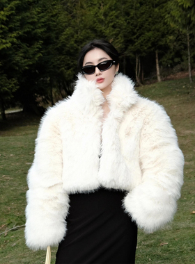 超火超好看狐狸环保皮草外套女2025新款海宁年轻白色厚毛毛上衣冬