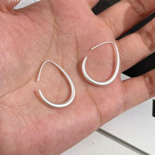 哑光磨砂水滴素圈耳环简约轻奢高级感百搭气质耳饰女巨好看冷淡风