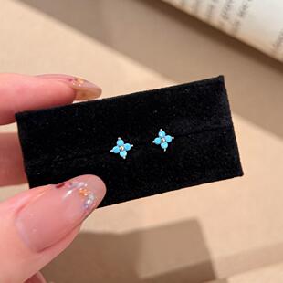 新中式超mini仿绿松石四叶耳钉女小众设计感睡觉不用摘养耳洞耳饰