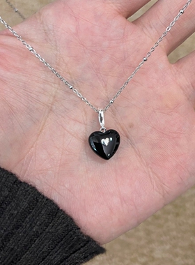 黑色滴釉爱心项链高级感轻奢小众