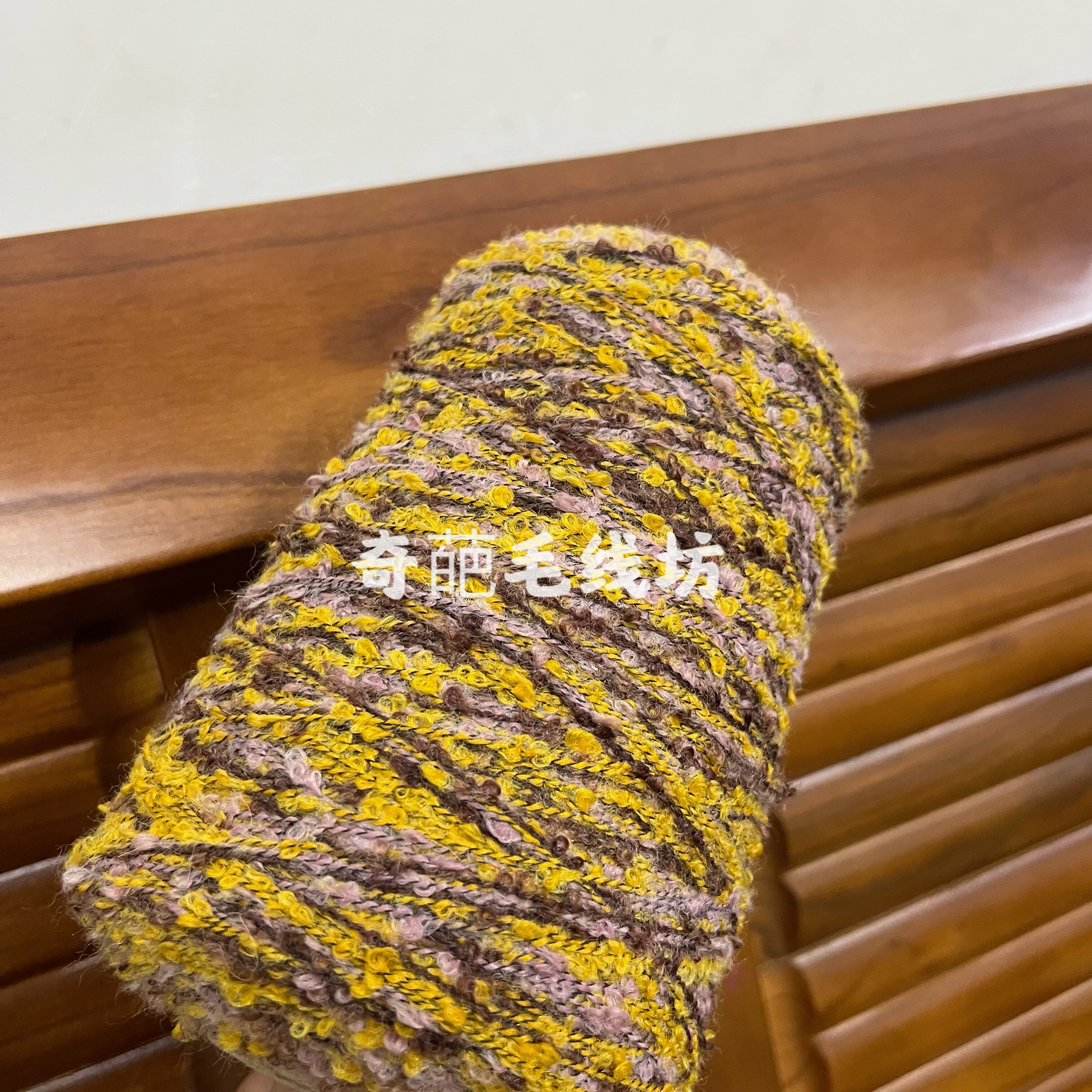 标价一斤的价格 花彩段染圈圈毛线 毛衣外套线 配线混线满包邮