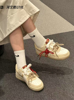 Nike/耐克 正品新款女子AIR FORCE 1 '07 运动鞋休闲鞋HV5990-172