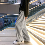 灰色