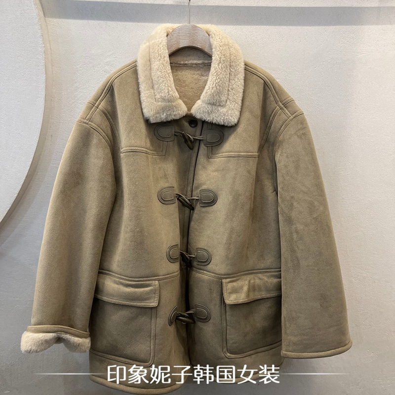 韩国进口2025冬季复古皮毛一体短外套女牛角扣羊羔绒加厚保暖