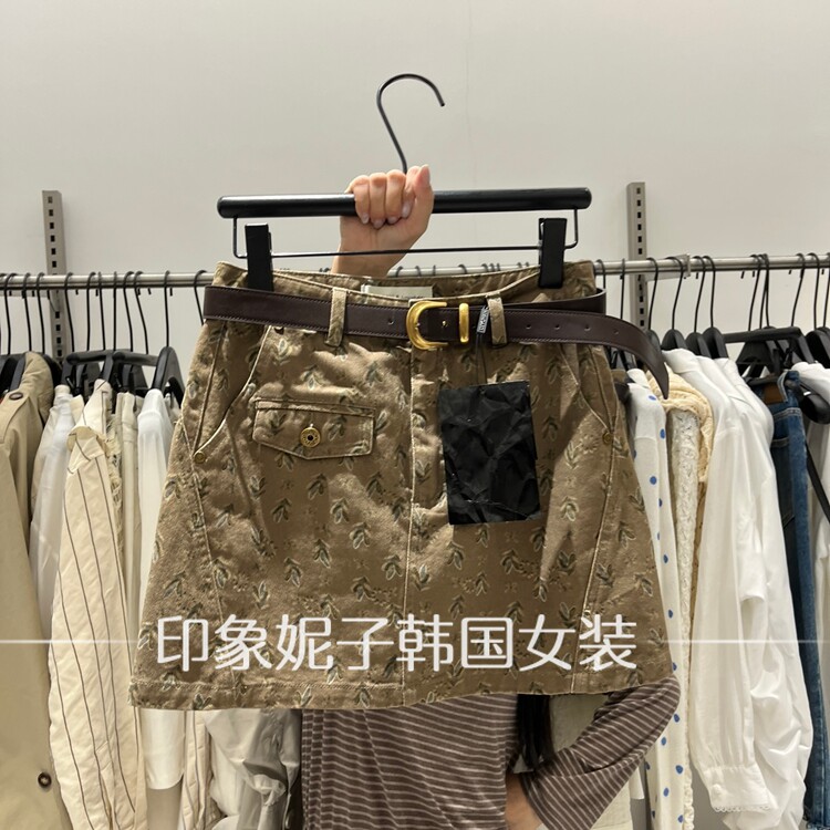 欧洲站2026秋季新款NNN高腰休闲印花简约短裙半身裙女装A字裙
