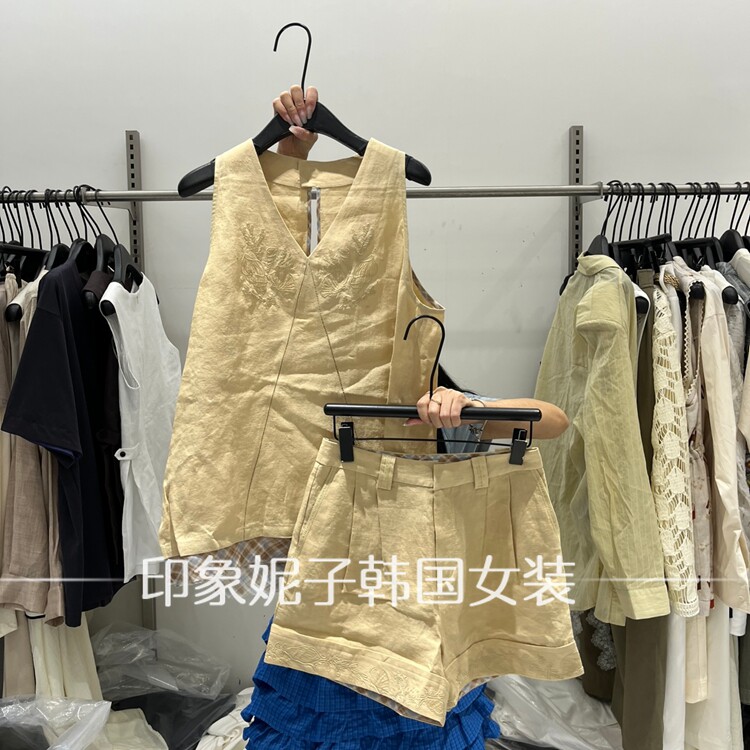 现货欧洲站2026夏新款简约V领无袖马甲短裤套装女高级感松系