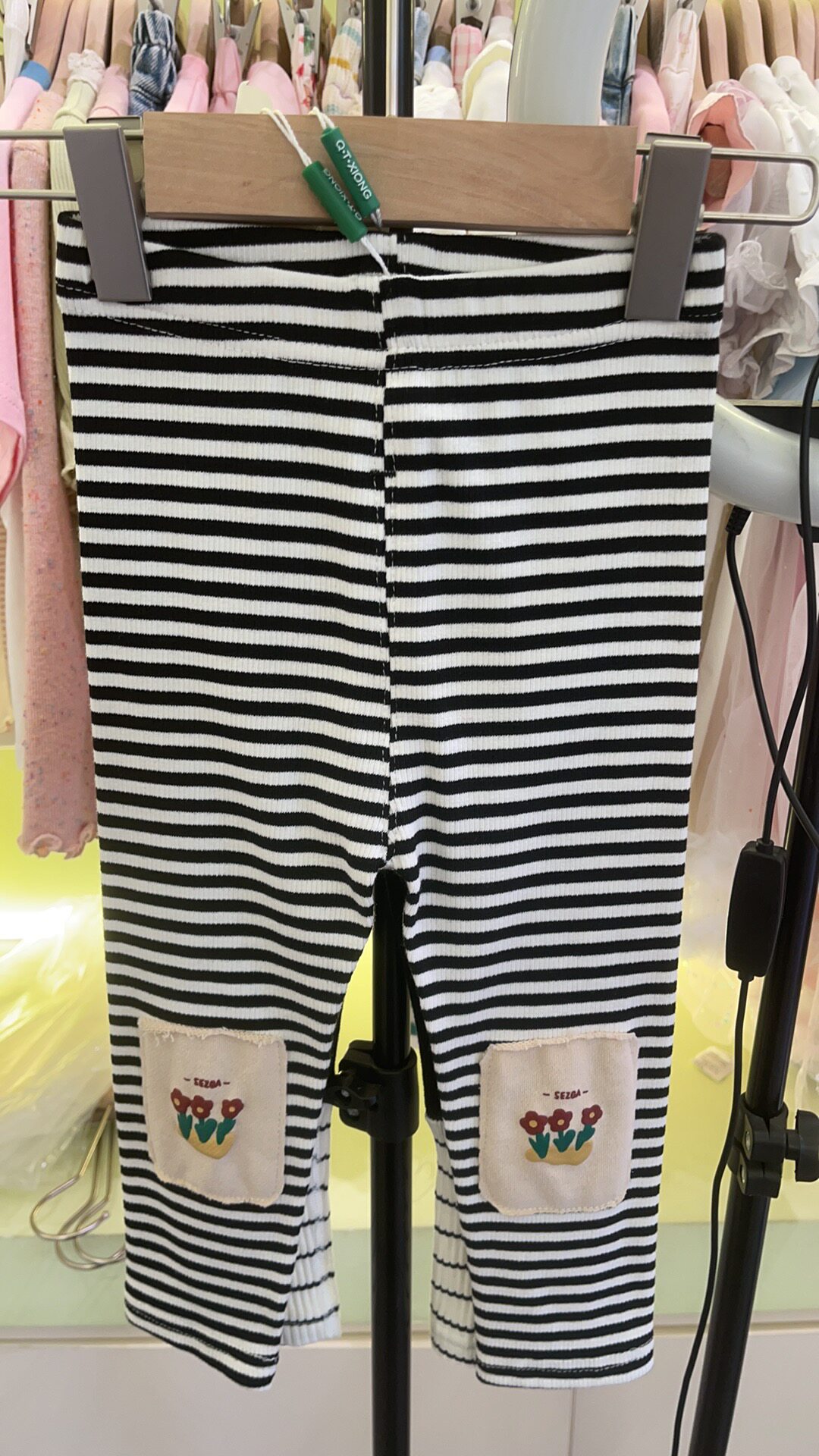 儿童春秋装条纹打底裤女童新款洋气裤子小童小脚裤女宝宝网红长裤