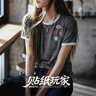 马登美式复古撞色正肩印花短款修身圆领灰色休闲短袖T恤上衣女夏