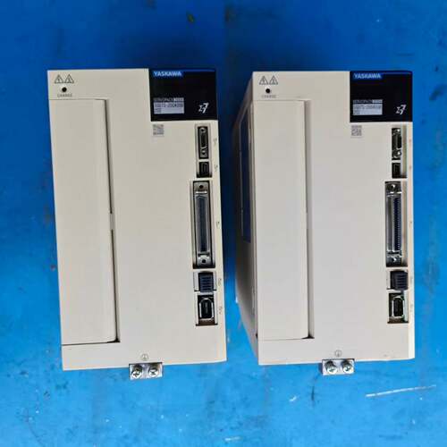 可维修安川7系3KW驱动SGD7S-200A00B202议价