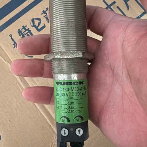 可维修RUC130-M30-AP8X-H1141，图尔克超声波传感器