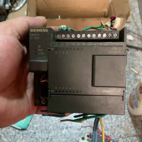 可维修西门子S7-200 CPU221，型号6ES7 211-0B议价