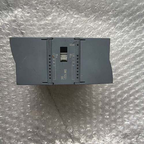 可维修SM1221 DC 6ES7 221-1BF30-，西门子模块