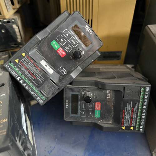 可维修L510-2P5-H1-N 0.4KW 2，东变频器测试好的