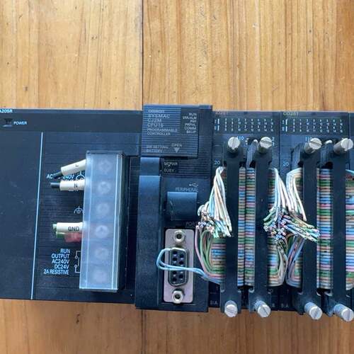 可维修PLC PA205R CJ2M-CPU15 ID261，欧姆龙