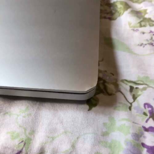 可维修Macbookpro2019 16 i7 32g，寸外观看