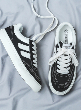 德训鞋男2024新款秋季百搭平底板鞋子小众设计感休闲运动单鞋