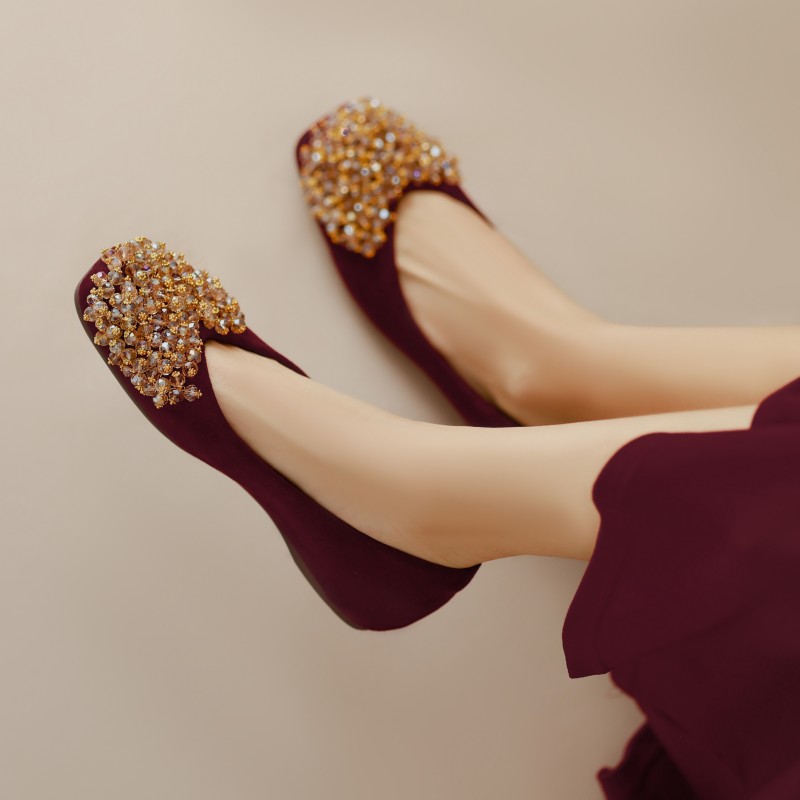 新中式复古酒红色婚鞋