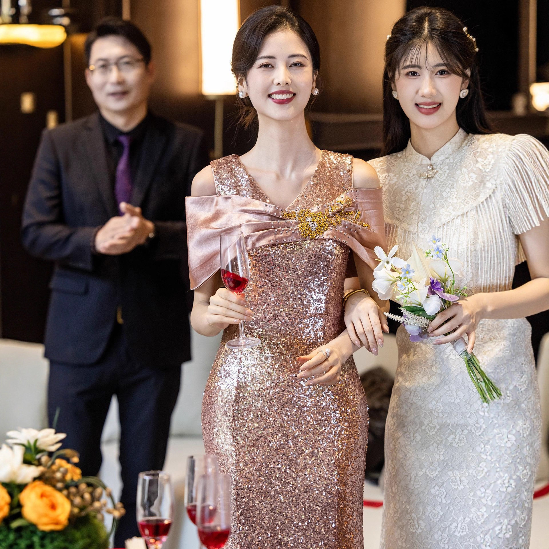 喜妈妈喜婆婆金色亮片长款晚礼服
