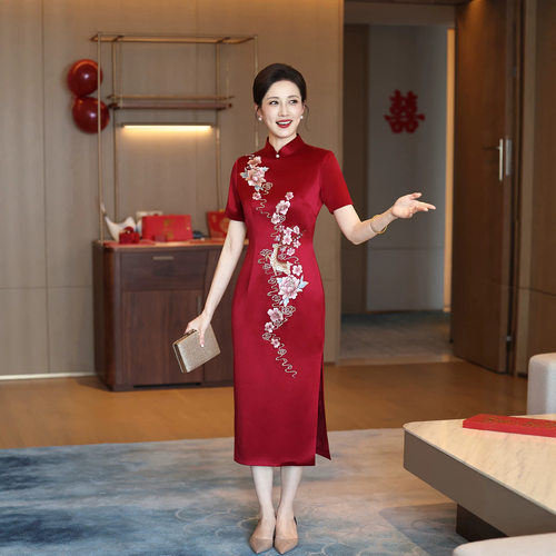 喜婆婆喜妈妈酒红色醋酸旗袍礼服
