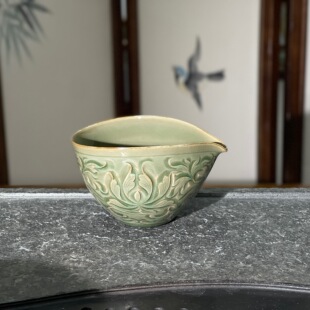 耀州窑陶瓷青瓷天青秘色中式缠枝牡丹莲纹茶具手工刻花水滴公道杯