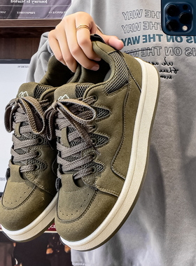 小众男鞋高颜值复古港风面包鞋厚底百搭男款休闲板鞋学生运动潮鞋