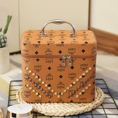 大容量铆钉印花化妆包多功能小号便携手提化妆品收纳盒简约化妆箱