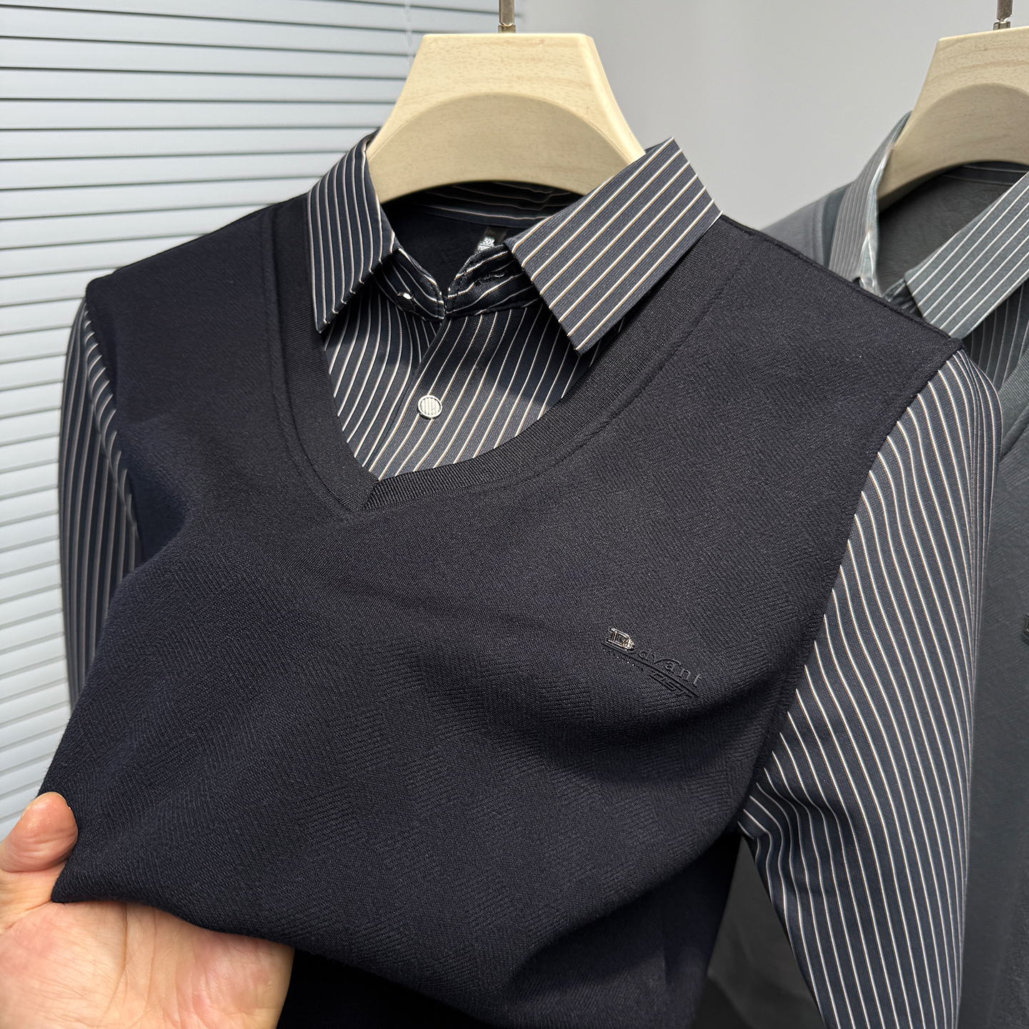 一体绒假两件长袖t恤男衬衫领加绒加厚秋冬季男装保暖修身打底衫