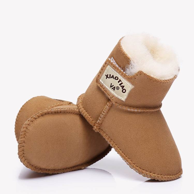 魔术贴款婴儿学步鞋羊皮毛一体秋冬保暖防滑婴儿鞋保暖软底雪地靴