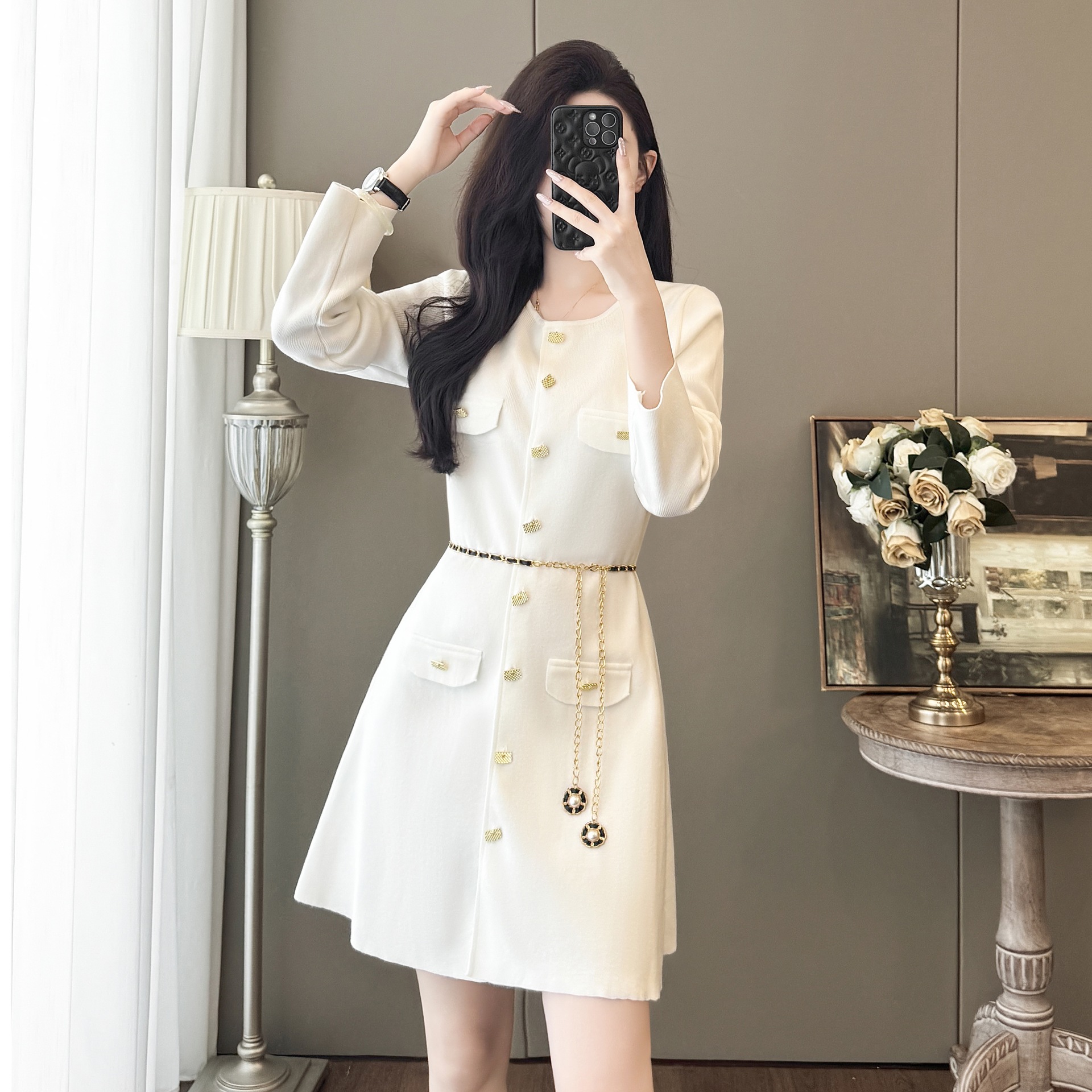 小香风轻奢名媛御姐爆款A字裙2025秋冬季新款气质收腰显瘦连衣裙