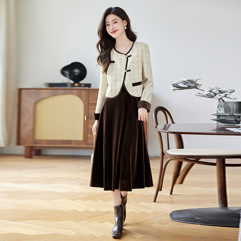 法式小香风套装女2025秋季新款长袖气质格子外套连衣裙两件套