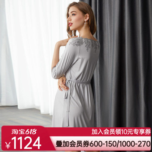 【新品】LACLOVER兰卡文Lovestory系列莫代尔纤维中长睡裙LC44SC1