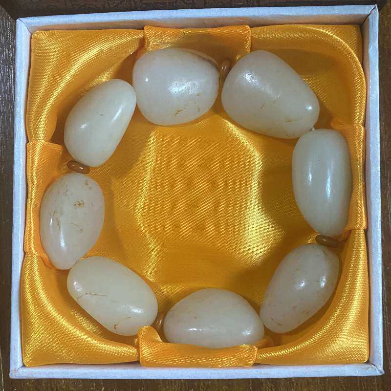 和田玉籽料手串珠宝男士饱满油润无雕橄榄隔片白色随形不规则原石