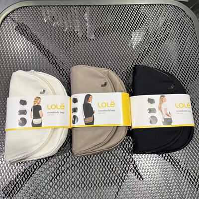 LOLEUNISEXBAG男女同款斜挎包