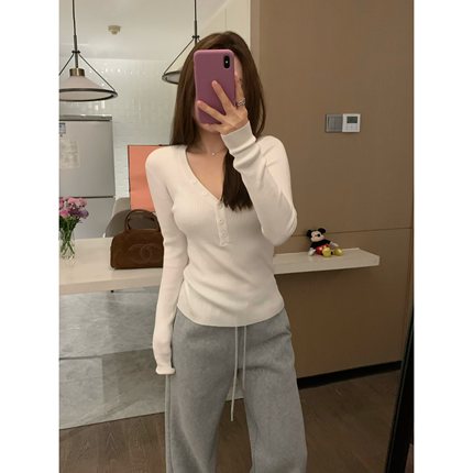 VASSE 小心机锁骨针织 显瘦纽扣V领弹力羊毛针织打底长袖上衣