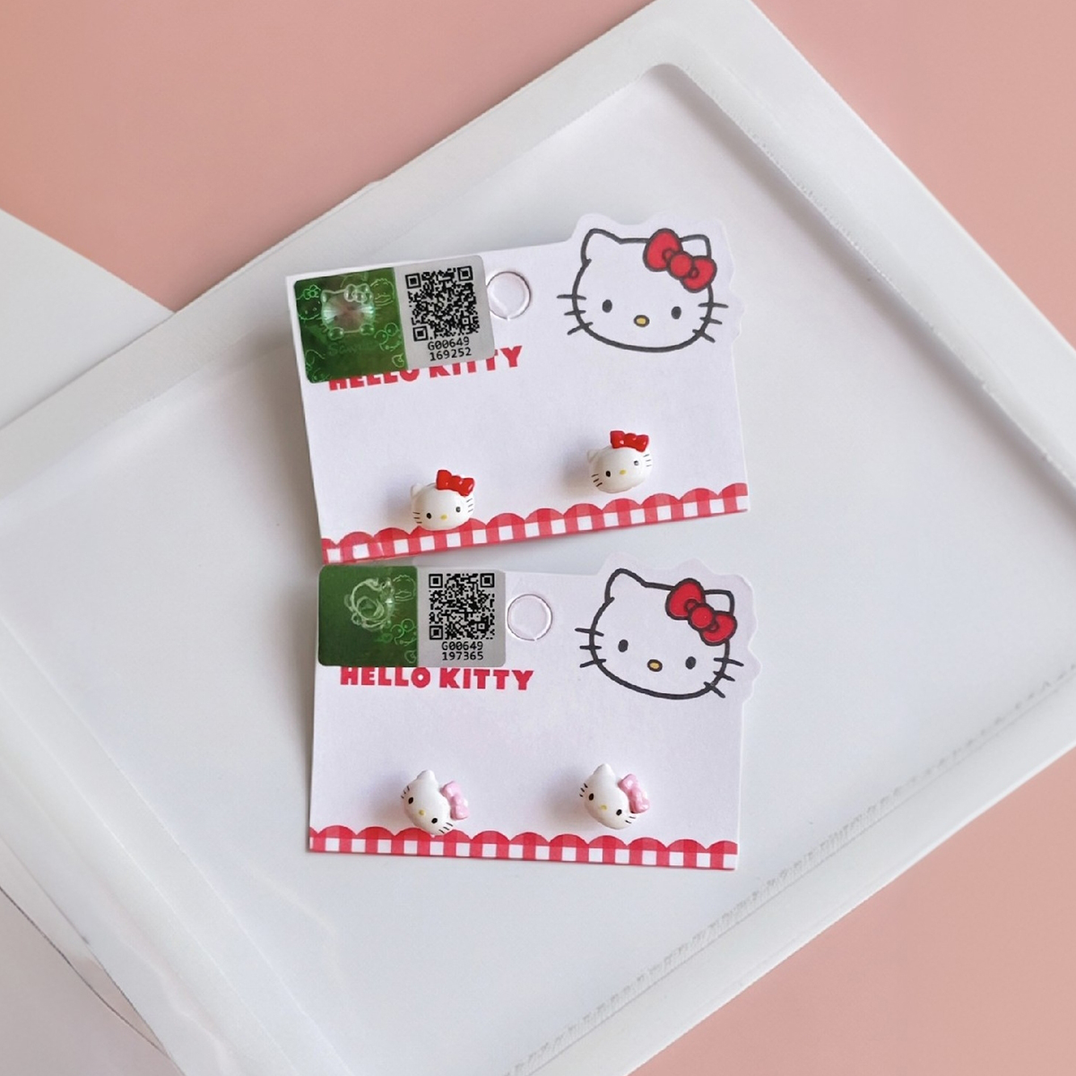 Sanrio三丽鸥kt猫少女心迷你耳钉