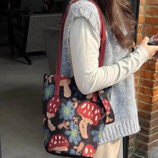 2025新款 蘑菇秋冬复古大容量通勤单肩水桶包购物袋手拎包帆布包