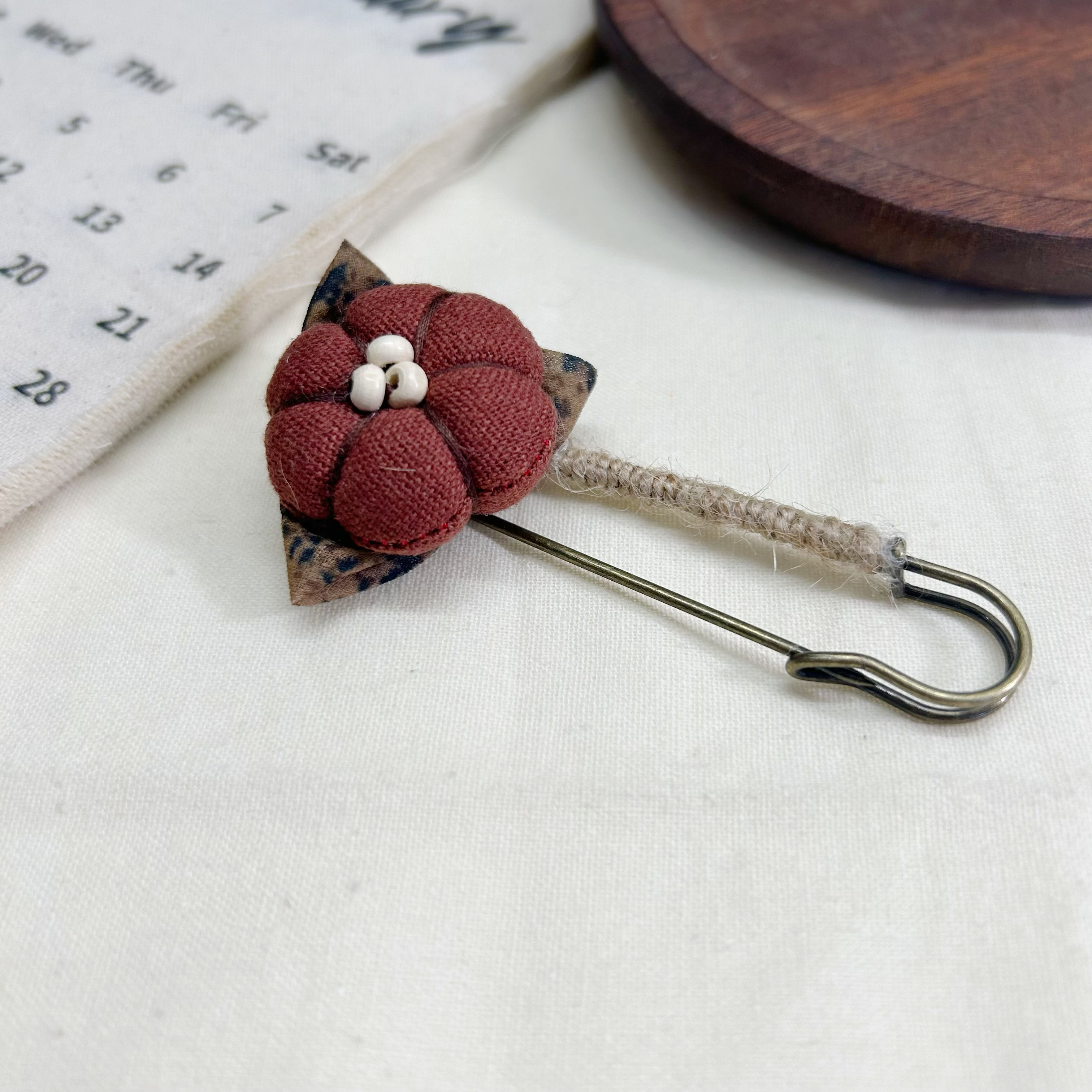 日系小清新南瓜别针女花朵手工布艺胸针百搭小饰品服饰围巾配件