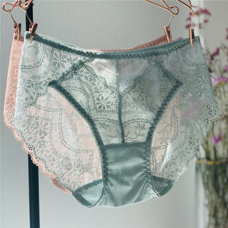 蕾丝边大码薄款无痕包臀中腰内裤