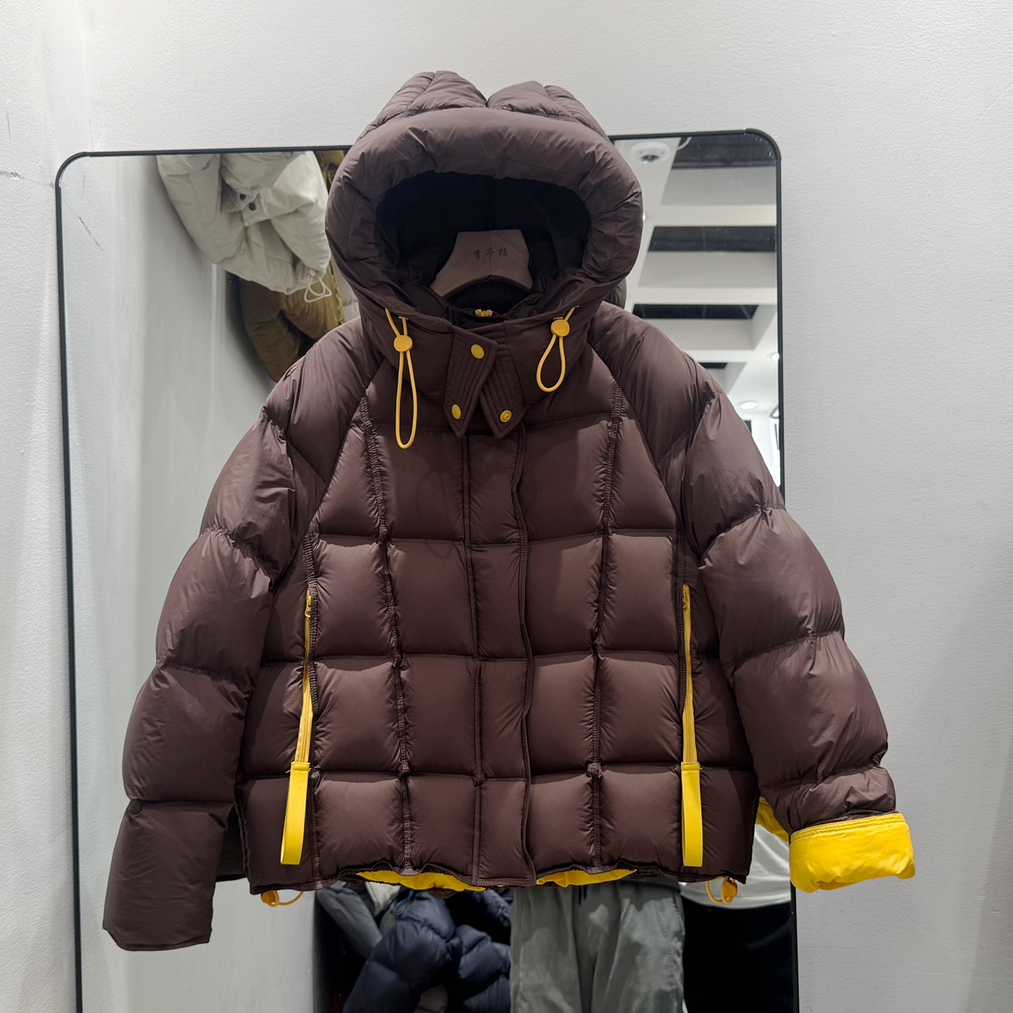 新国标90白鸭绒港式短款羽绒服