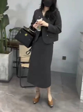今年流行特惠23069大爱美依缘2025春季新款洋气长袖上衣后开叉