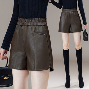 今年流行特惠女士皮短裤女款2025新款秋冬季松紧腰配靴子的裤子